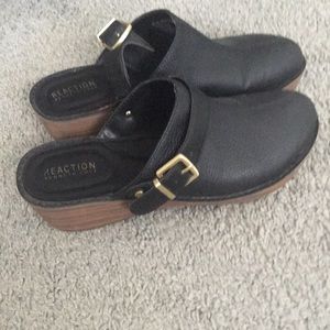 Kenneth Cole reaction black clog